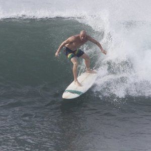 Meet your Posher, Enrique